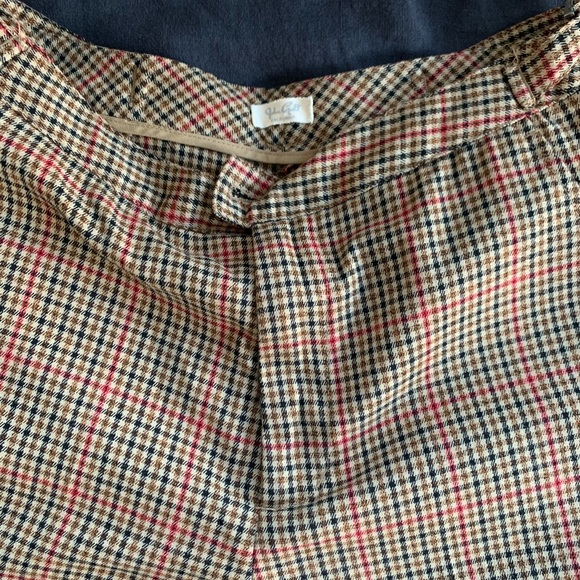 Brandy Melville Cropped Plaid Pant - Picture 3 of 3